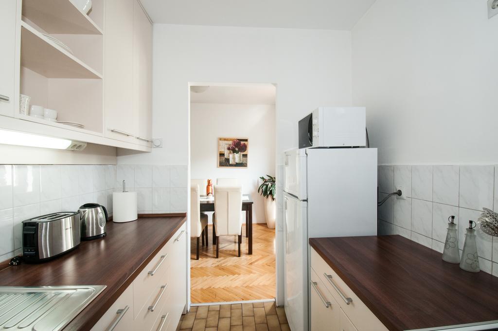 Sensitive Apartment เบลเกรด ภายนอก รูปภาพ