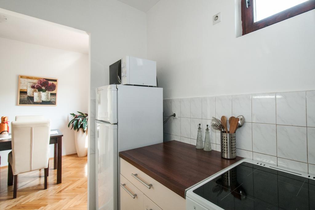 Sensitive Apartment เบลเกรด ภายนอก รูปภาพ